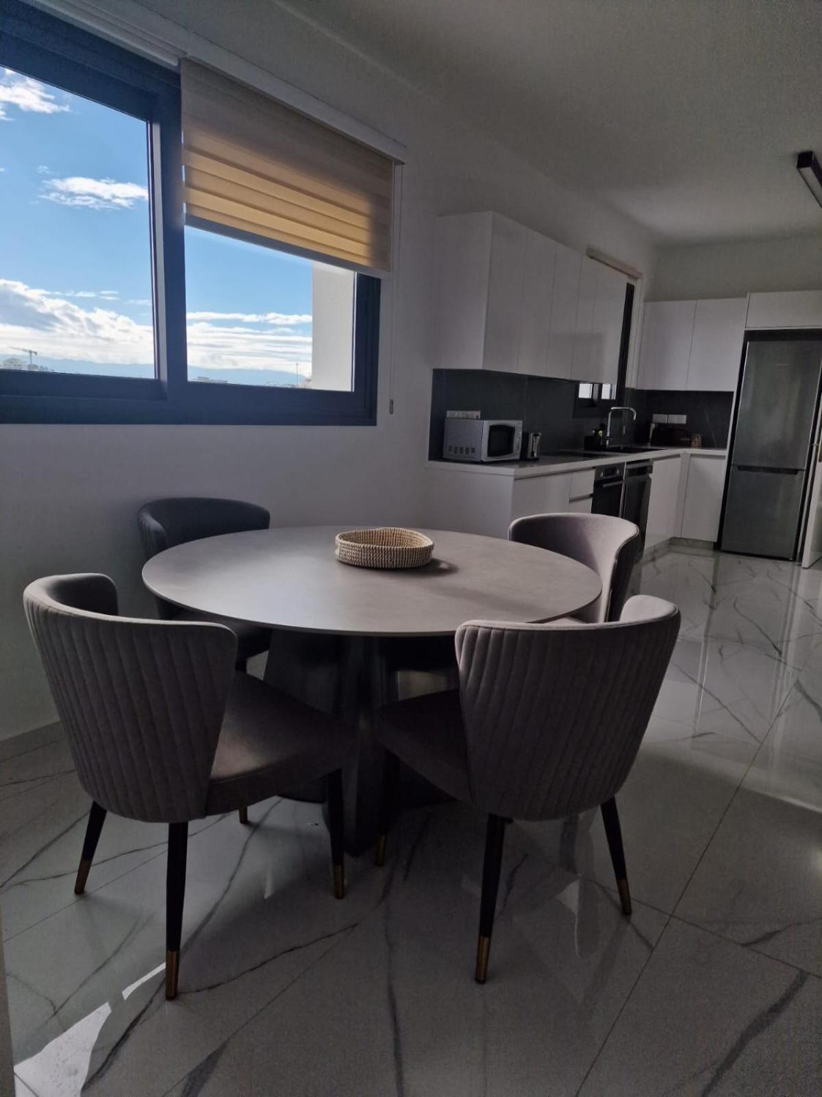 Hypnos Residence Nikosia Bagian luar foto